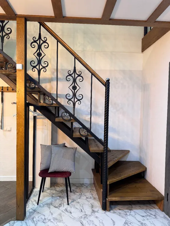 2-комнатная двухуровневая квартира в центральной части города