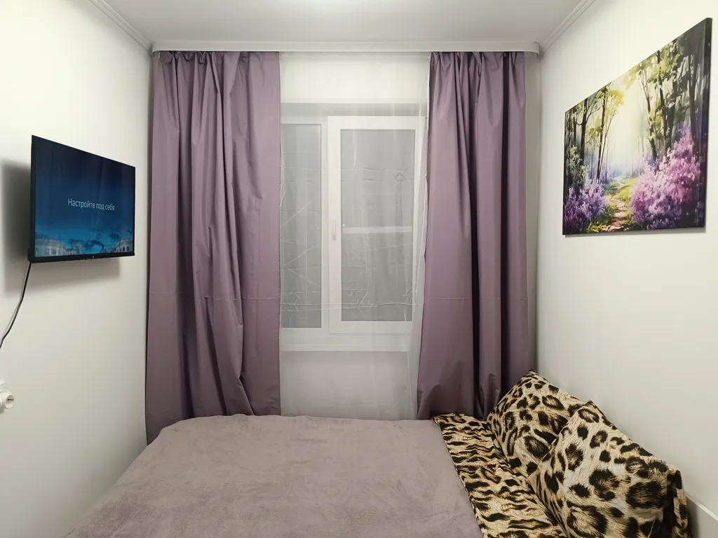 Одна из четырёх в квартире мини- студия сирень