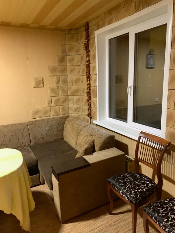 Трёхкомнатная квартира в микрорайоне Малиновка