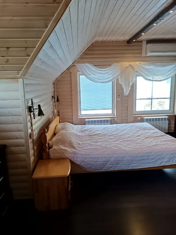 Коттедж Уютный коттедж около озера и леса — Первомайское