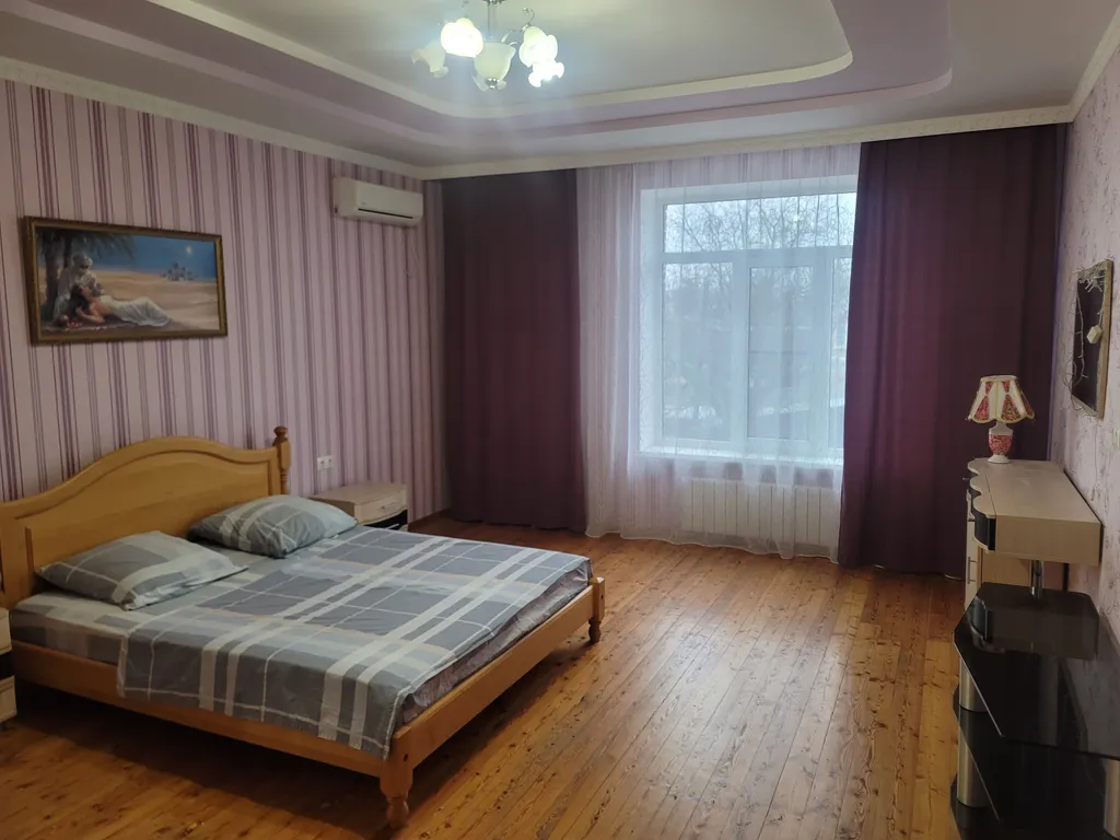 Дом с баней и бассейном в центре старого города