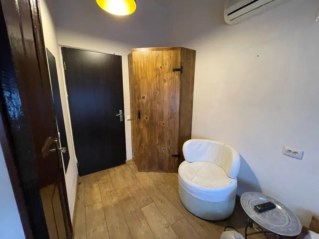 Уютная студия в мансарде грузинского дворика