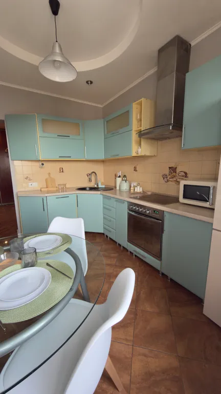 Уютная квартира на 10 этаже с красивым видом на город