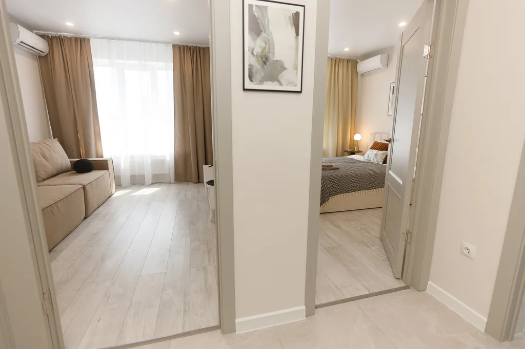 Стильная квартира в новостройке с видом на парк и море