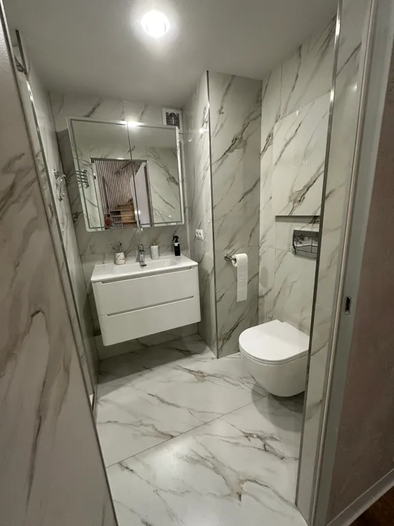 2-этажная квартира в центре Санкт-Петербурга