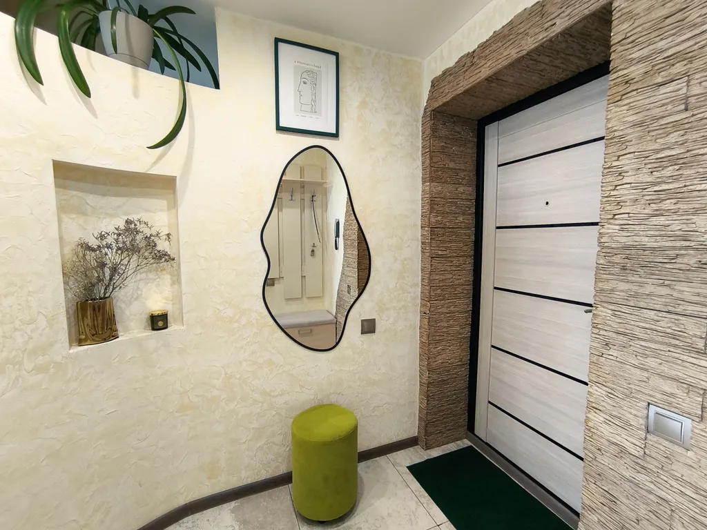 Шикарная квартира с панорамным окном для 4