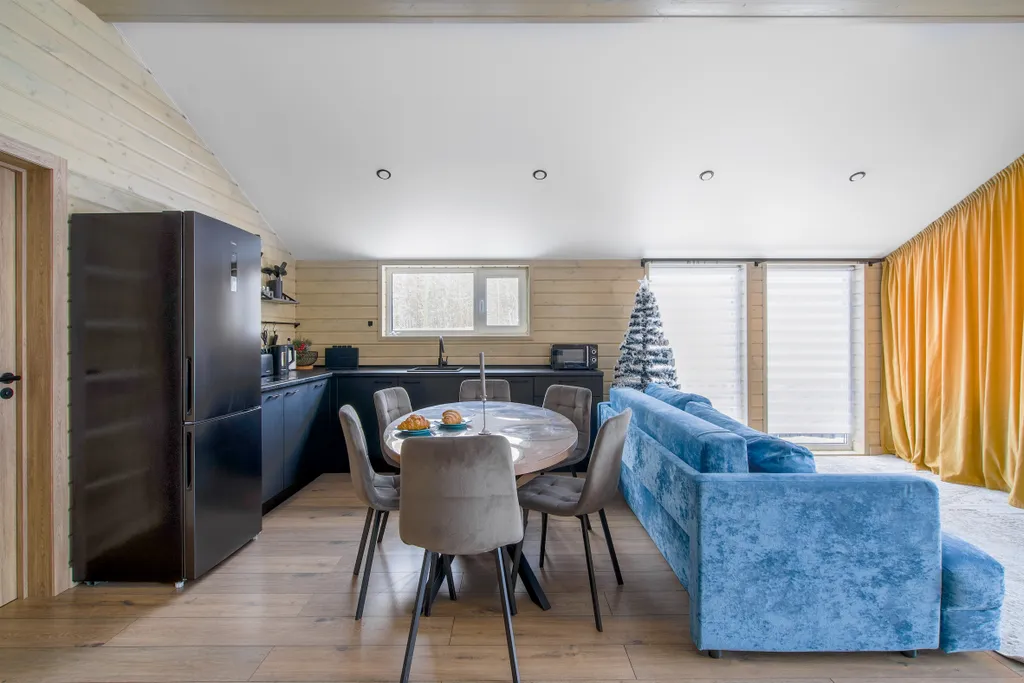 Коттедж Гостевой дом на 8 гостей на берегу Красного озера — Коробицыно