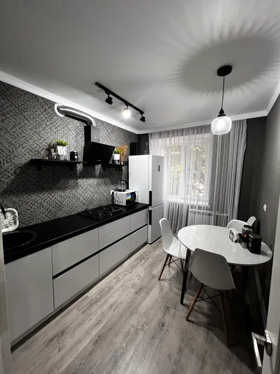 Трехкомнатная на Горской