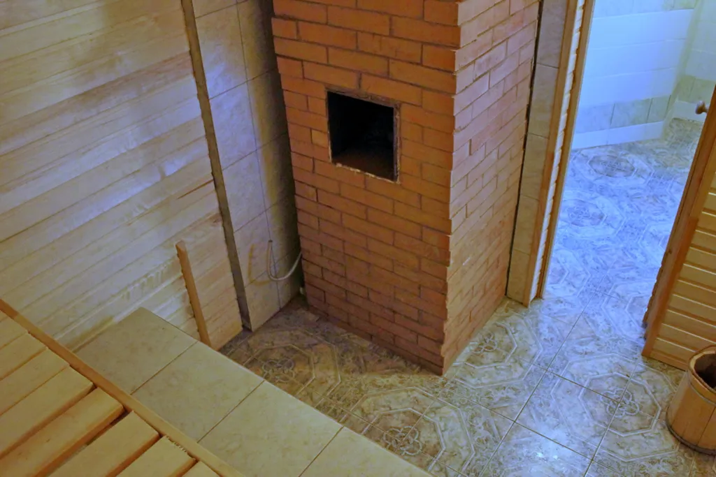 Дом и гостевой домик с баней