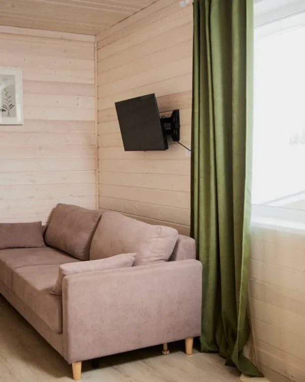 Комфорт Трехместный в коттедже с отдельным входом