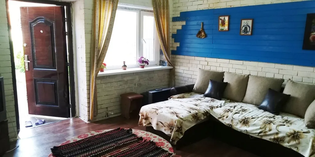 Коттедж Отдельный домик недалеко от моря — аренда посуточно в Таганрог