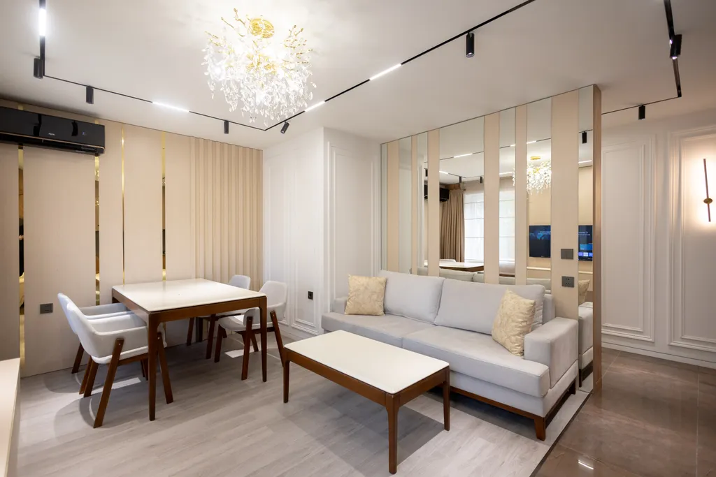 Современная дизайнерская квартира рядом с метро