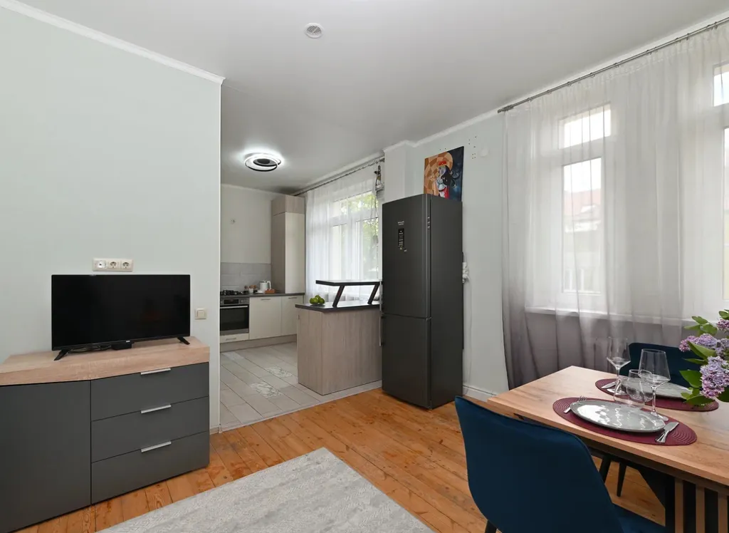 Квартира 3-комнатная Квартира — Калининград