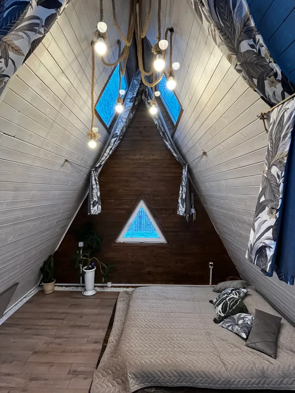 З-комнатный дом У Озера в лесу