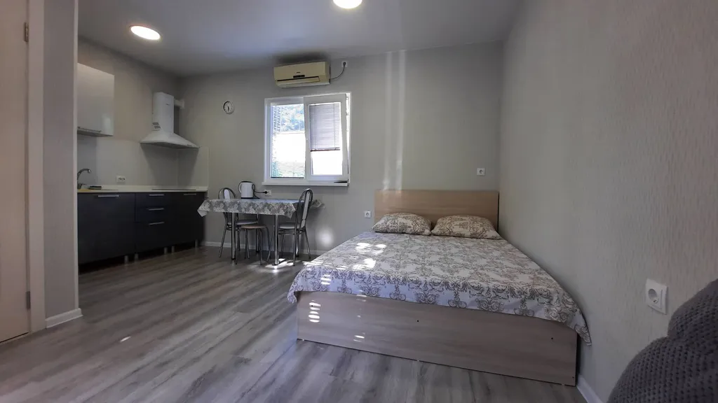 Квартира Квартира Студия в частном зелёном дворе — Гурзуф