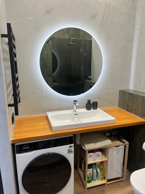 Просторная квартира с новым хорошим ремонтом