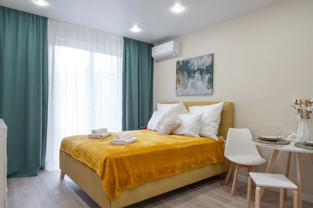 Кудепста Желтые искры