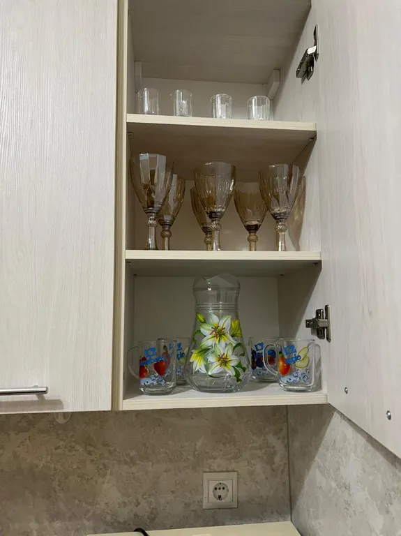 Квартира на берегу моря с видом на горы и крепость