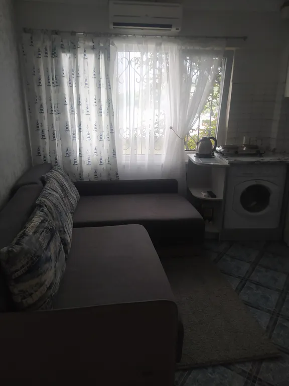 Летний домик с индивидуальной площадкой на крыше