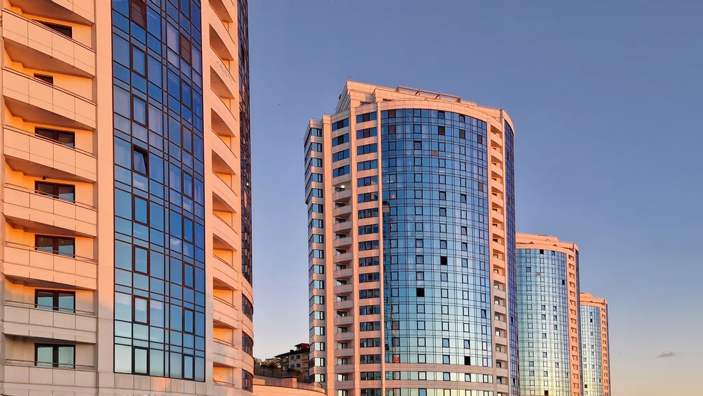 Квартира Двухкомнатная квартира у моря с бассейном — Адлер