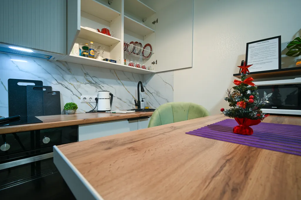 Стильная студия в Ватутинках центральных