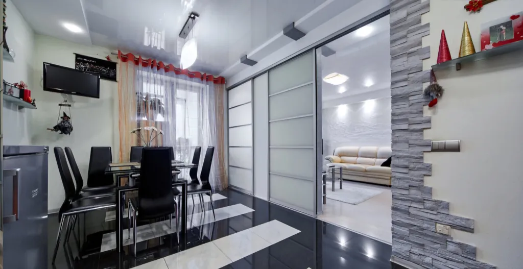 Просторная 2-х комнатная квартира недалеко от площади Победы в тихом центре