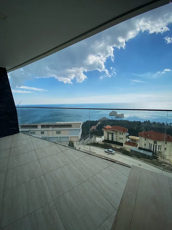 Апартамент в ЖК Гурзуф Ривьера с бассейном infinity pool