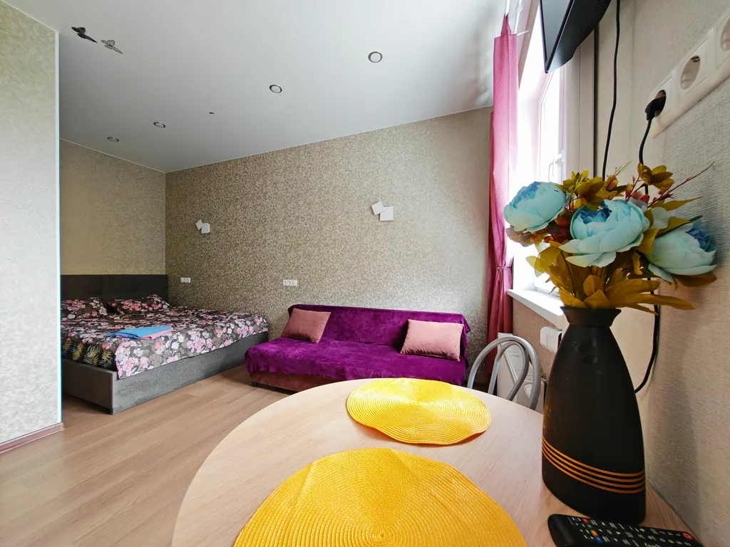 Квартира Шикарная студия недалеко до метро — аренда посуточно в Казань