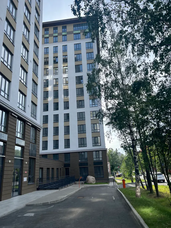 Уютная студия с видом на озеро недалеко от центра