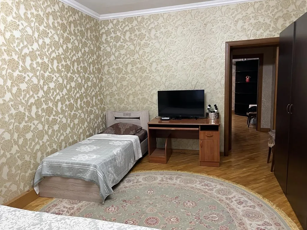 Дом в километре от моря