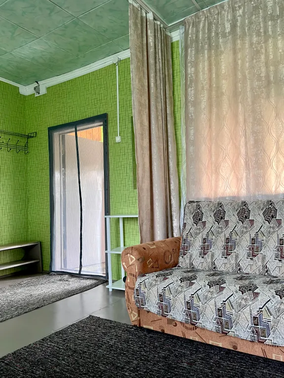 Домик на берегу Катуни, первая линия