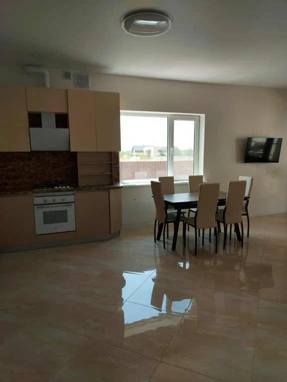 Просторный дом у моря