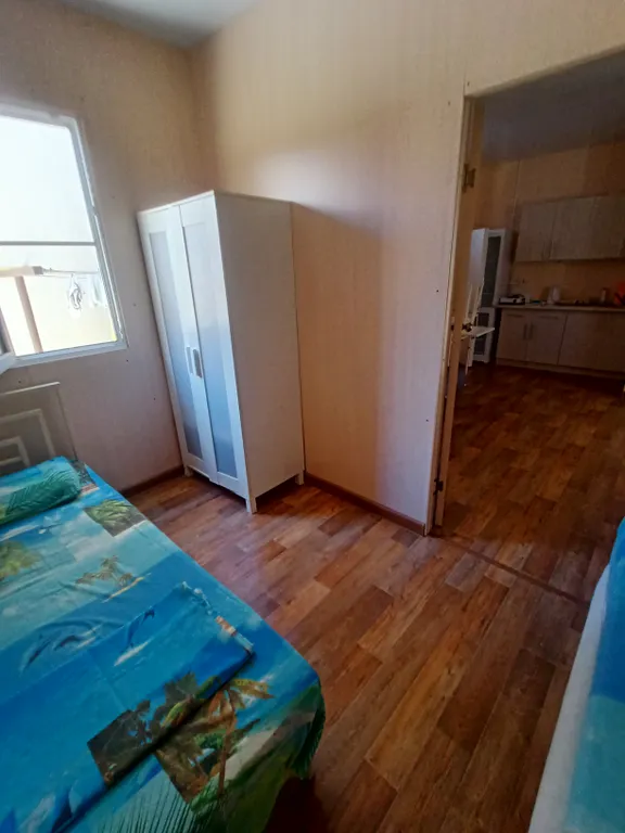 Домик с проходной комнатой