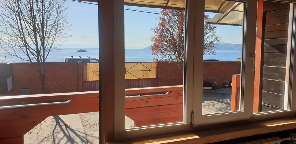 Номер с видом на Байкал