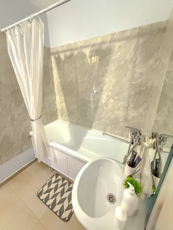 Сдаётся уютная квартира-студия в Екатеринбурге