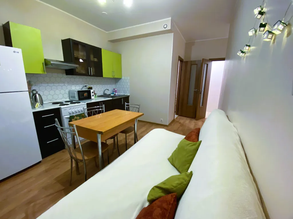 Евро-двушка у метро Девяткино для командировок и семейных