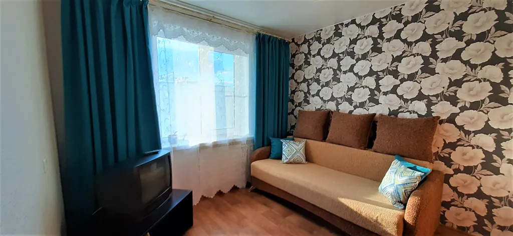Двухкомнатная квартира у Империала с домашним уютом и чистотой — аренда посуточно в Псков