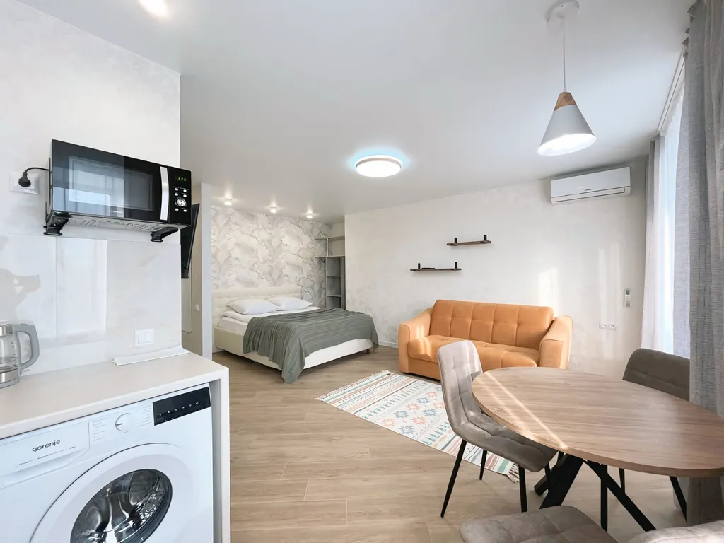 Студия люкс возле ж/д вокзала