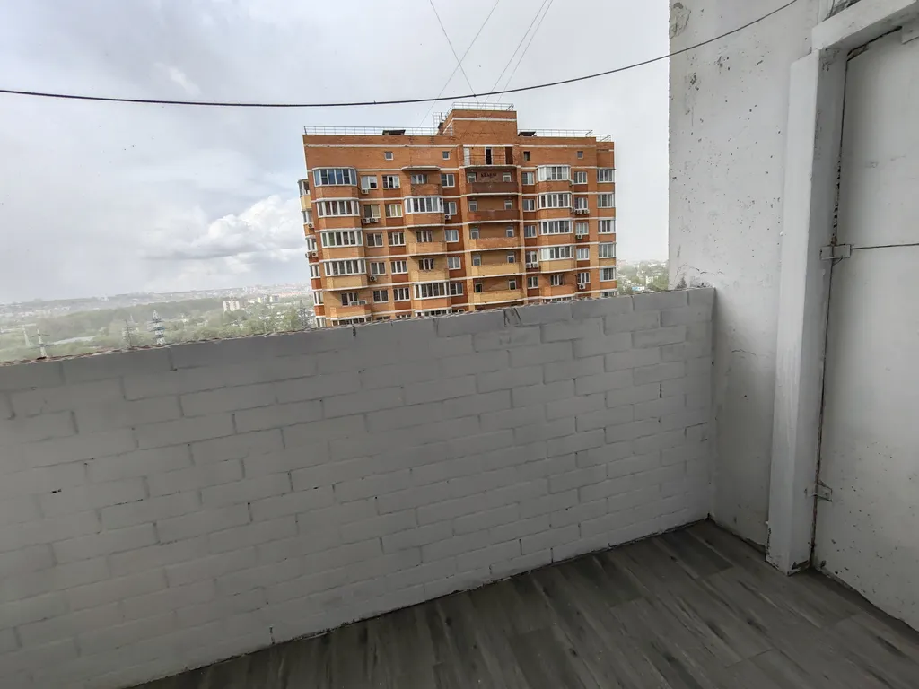 Znsrent Металлургов 106