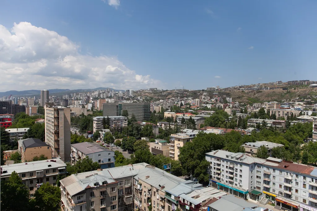 Просторная квартира для большой семьи и c панорамным видом