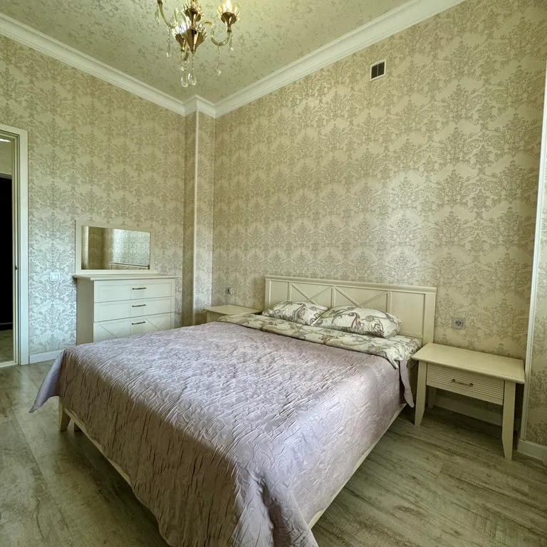 Роскошные трёхкомнатные апартаменты