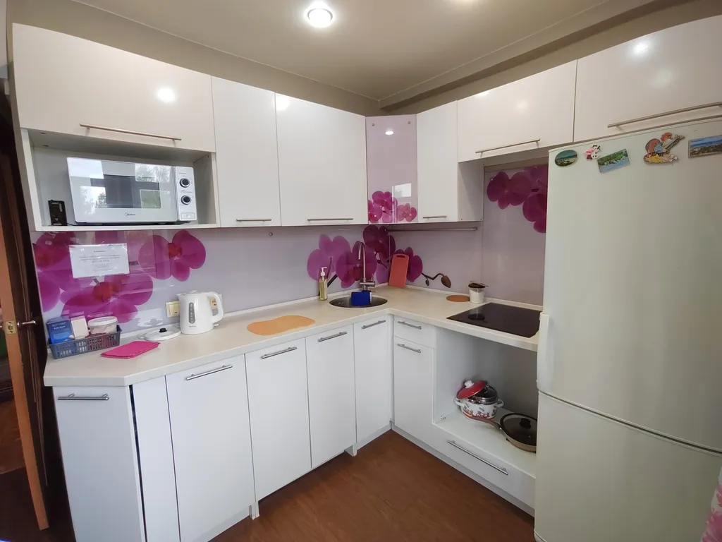 Квартира Большая двухкомнатная квартира рядом с аэропортом — Обь