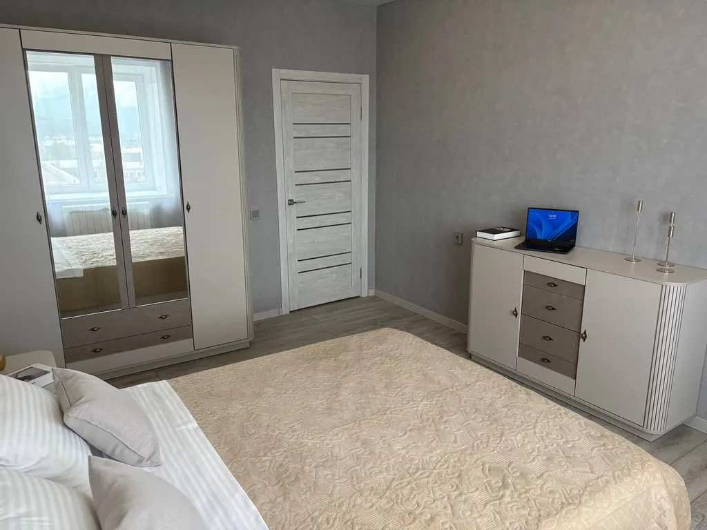 День Ночь - шикарная 2 комнатная с видом на закат