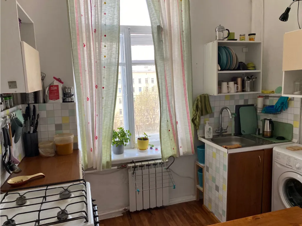 Квартира Атмосферная комната с балконом — Санкт-Петербург
