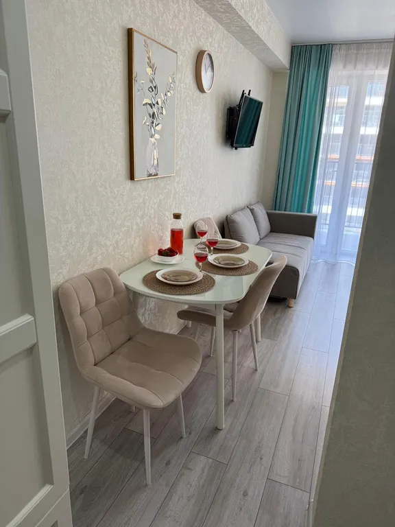 Студия с видом на море