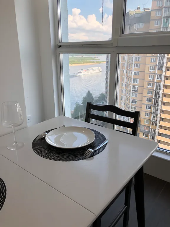 Квартира Современная квартира на берегу Волги с песчаным пляжем у подножия дома — Нижний Новгород