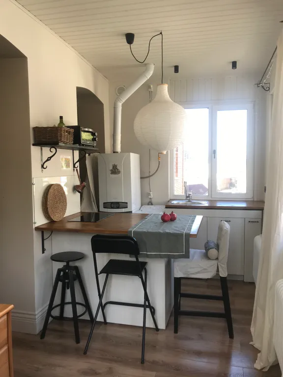 Апартаменты с авторским дизайном в доме 19-го века в сердце старого го