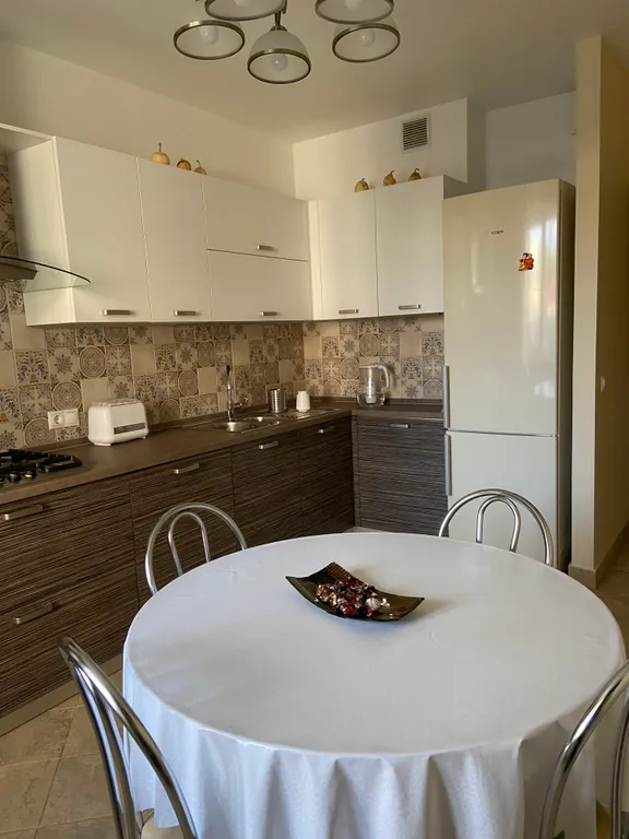 Квартира Светлая, уютная квартира у ТЦ Шоколад — Ярославль