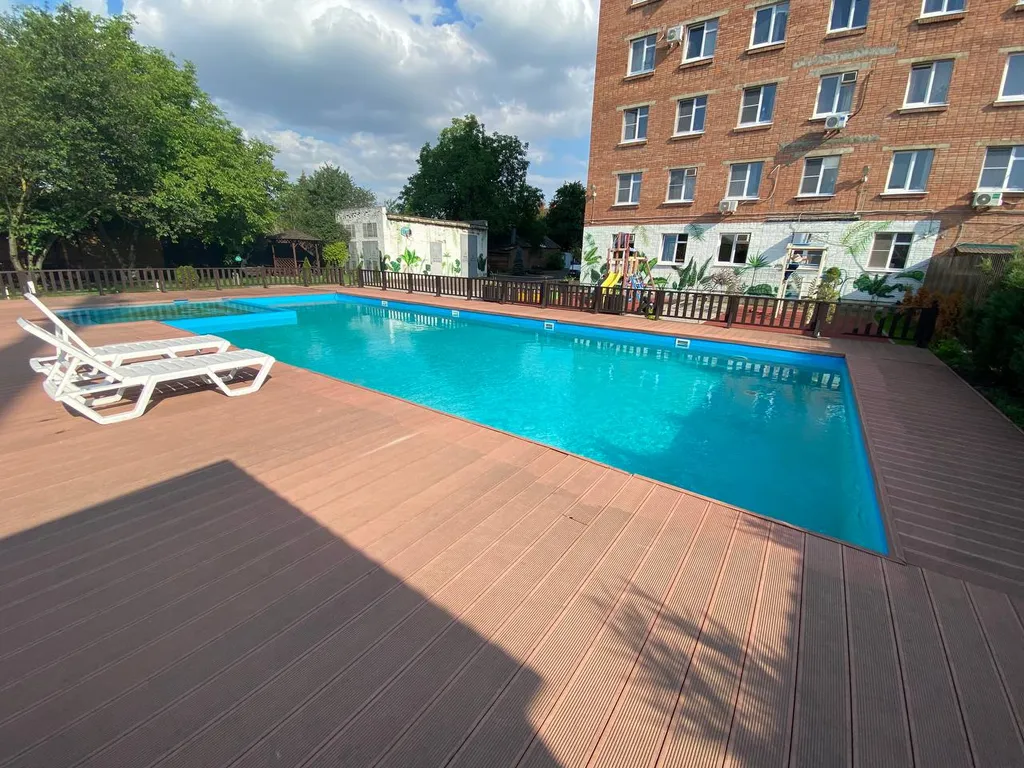 Tеплaя уютнaя студия cети посуточных кваpтир «Эль Aпаpт»