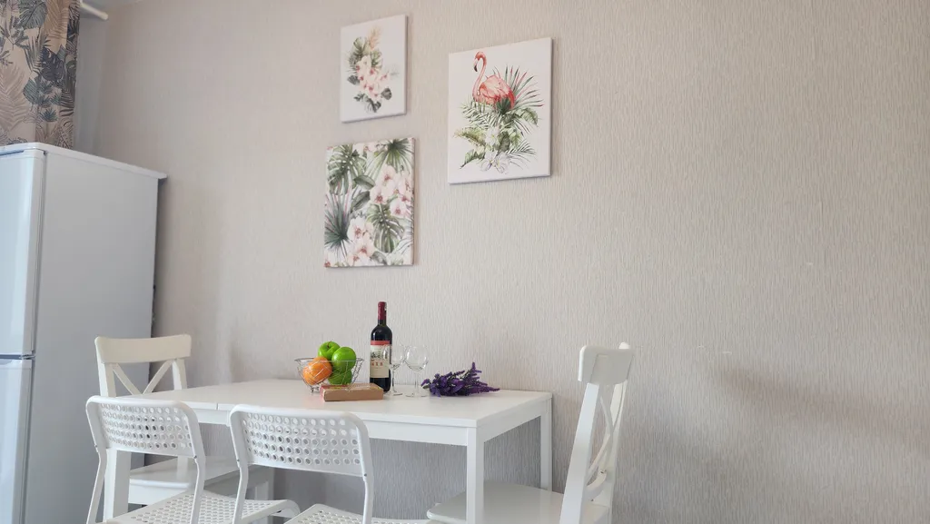 Двушка с видом на детскую площадку